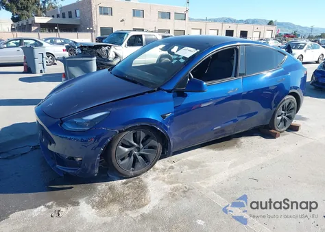 2025 Tesla Model Y Long Range Dual Motor All-Wheel Drive from USA, damaged, VIN 7SAYGDEE4SF249466
